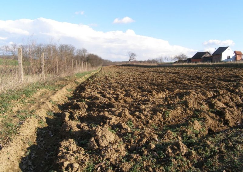 U 2010. godini 20 tisuća analiza tla u Osječko-baranjskoj županiji