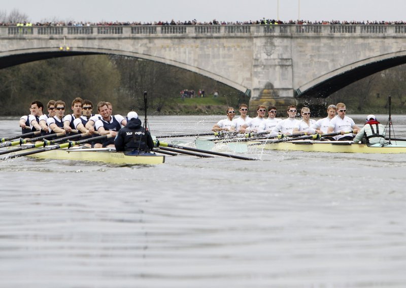 Veslačke ekipe Cambridgea i Oxforda u Splitu