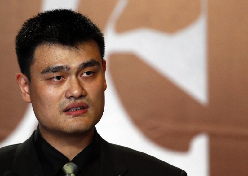 Yao Ming se vraća u školske klupe