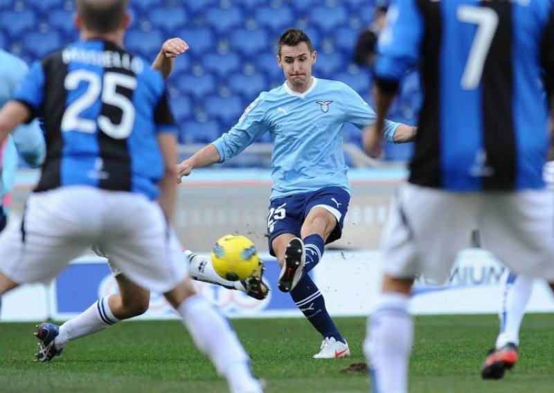 Reja: Klose je bolji od Ibrahimovića