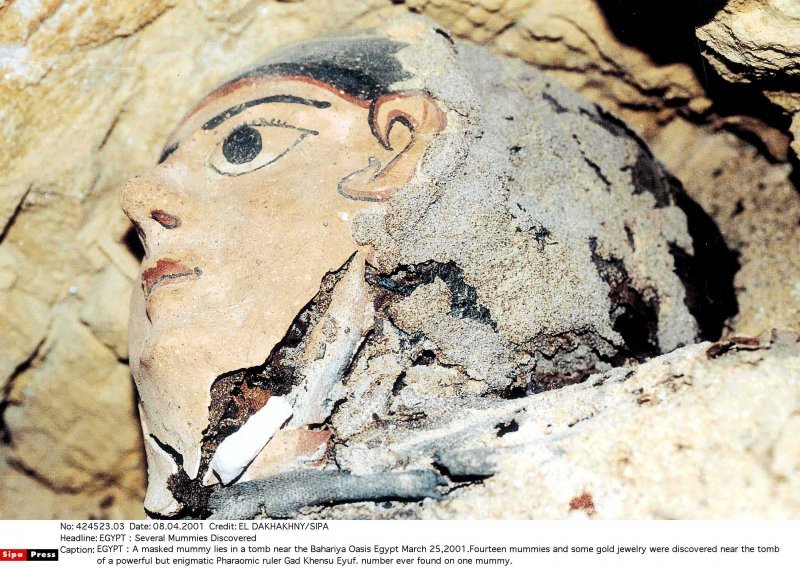 Pljačkaši 'opustošili' egipatski muzej, a vandali ga spalili