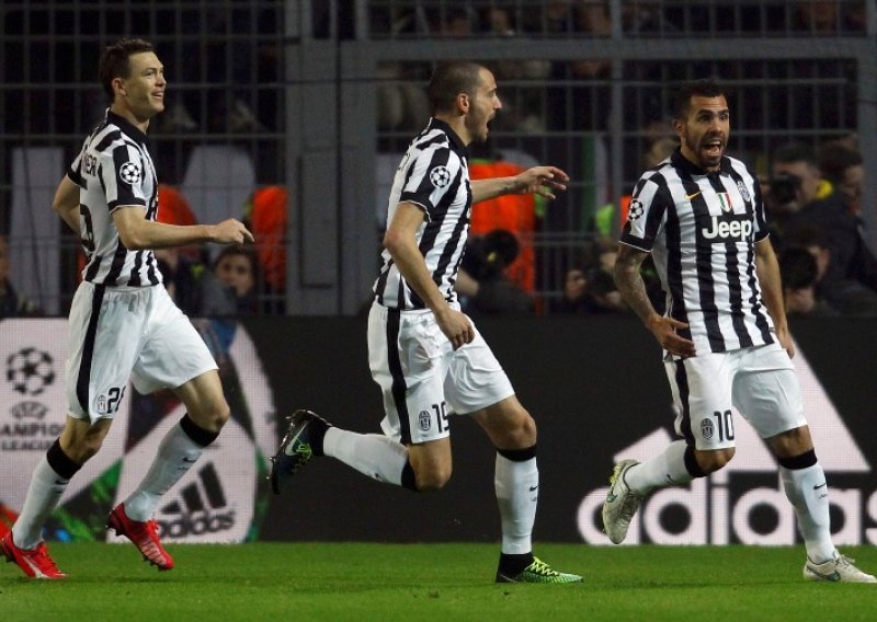 Tevez novim supergolom pokazao u kakvoj je formi!