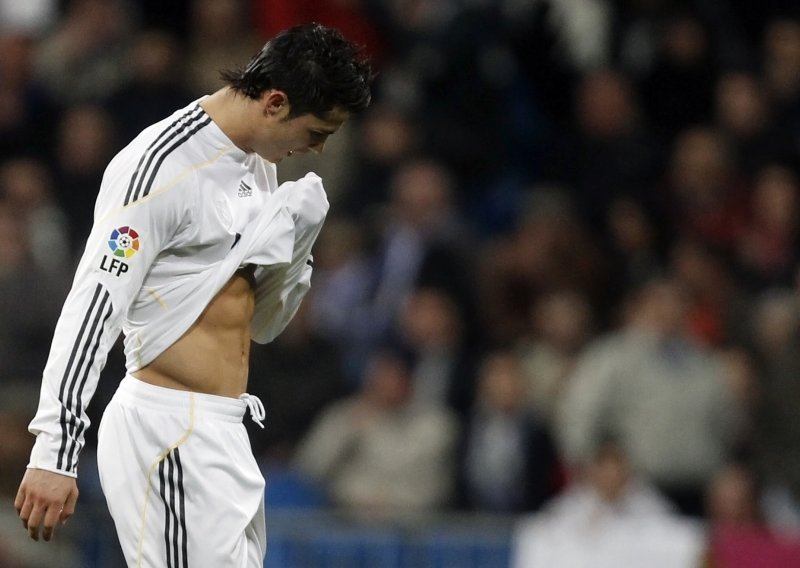 Cristiano Ronaldo ozlijedio bedreni mišić