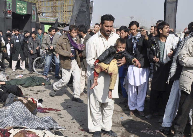Gotovo 60 poginulih u napadu na afganistanske šijite