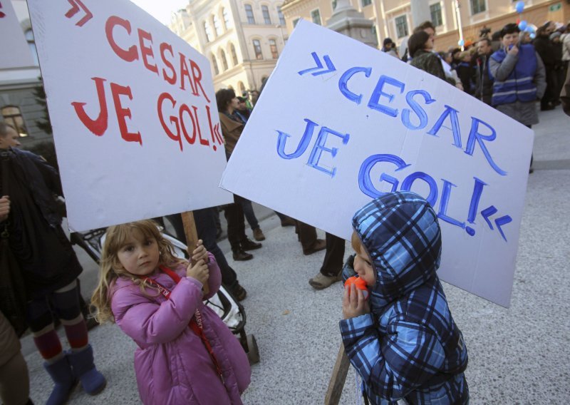 'Ako zatražimo pomoć, bit će to poraz Slovenije!'