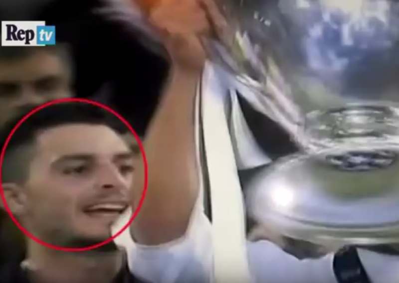 Ovaj je uljez sjedio kraj Pereza i slavio s Realovim igračima