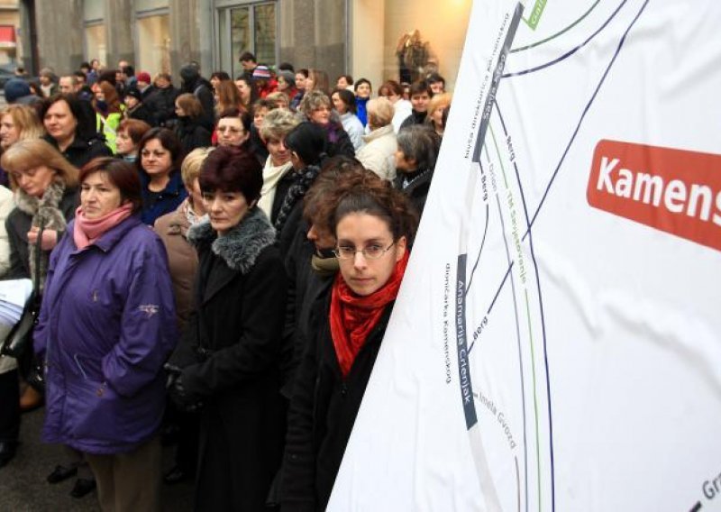 Tvornica uništena zbog vrijednog zemljišta, uhićenja još nema