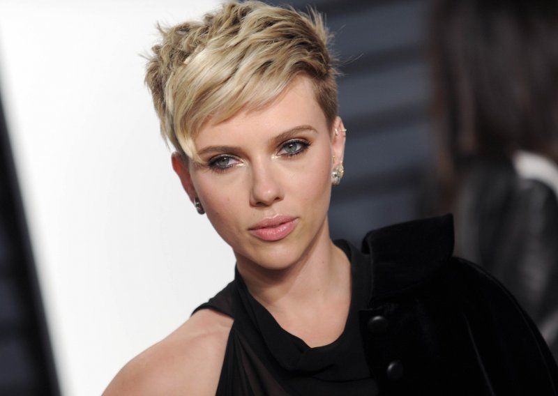 Scarlett Johansson se razvodi i kreće u bitku za skrbništvo