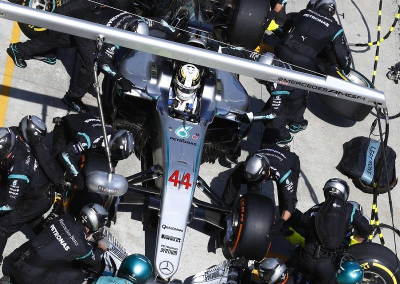 'Mercedes sabotira bolid Hamiltona? Kakva glupost!'