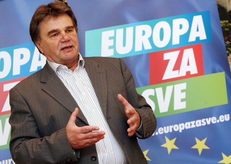 Jakovčić očekuje dva zastupnička mandata za Europski parlament