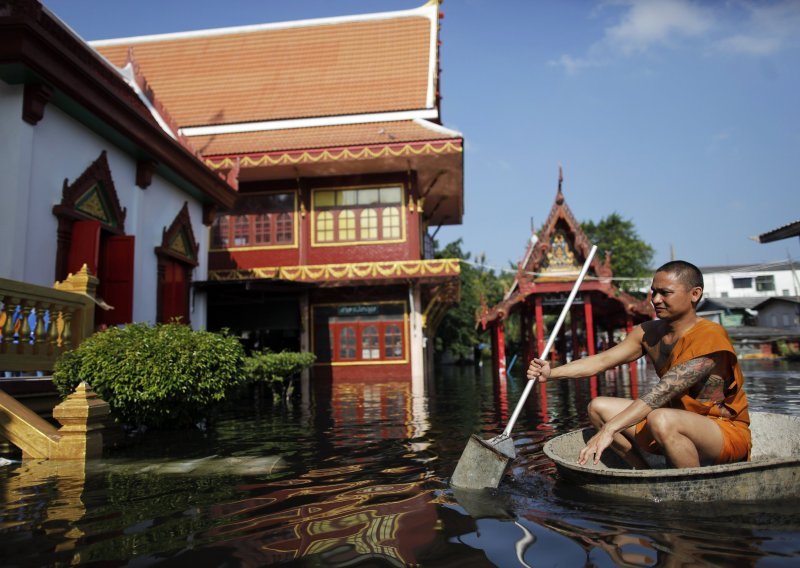 Poplave i dalje ugrožavaju Bangkok