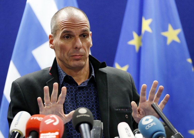 Grčka obećala reforme, Europska komisija zadovoljna