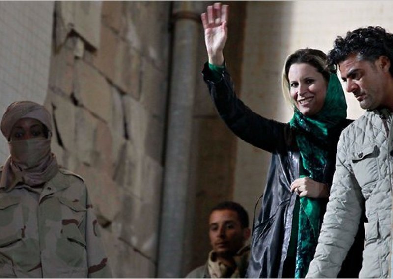 Ustanici traže da Alžir izruči Gadafijevu obitelj