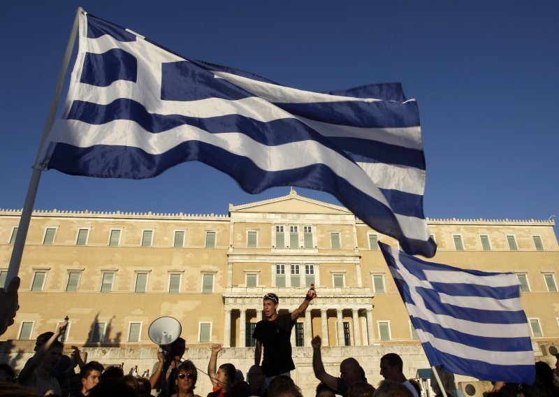 Grčka počinje raspravu o mjerama štednje
