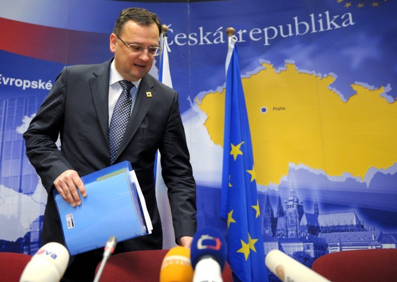 Češka još razmatra ulazak u fiskalni pakt