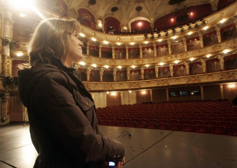 November 17 to be all day free theatre in Croatia