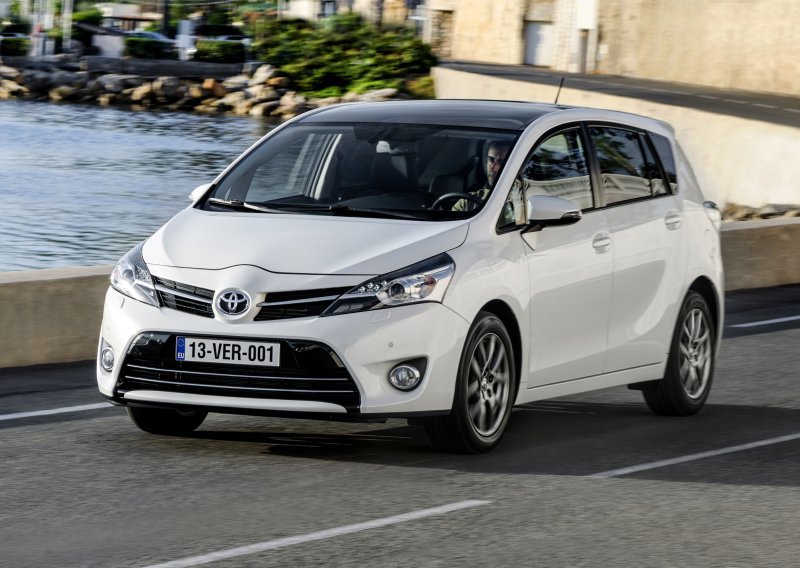 Počela prodaja osvježene Toyote Verso