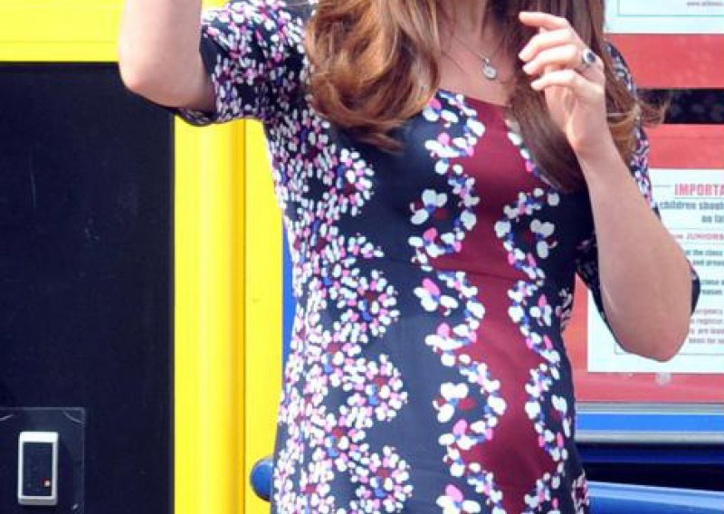Kate Middleton napokon pokazala trbuh