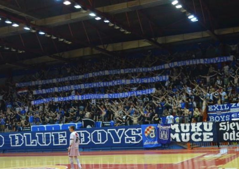 Bad Blue Boysi obilježili tužan odlazak Trenera