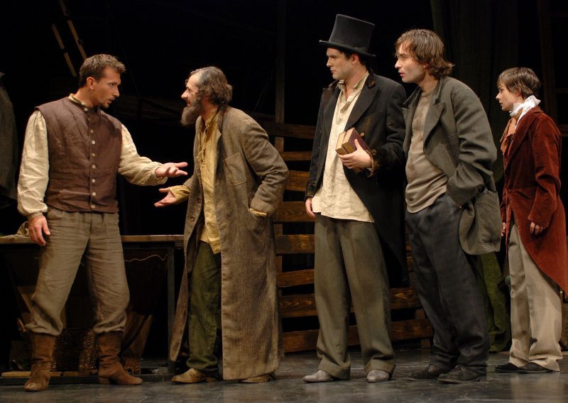 Vodimo vas na predstavu 'Oliver Twist'