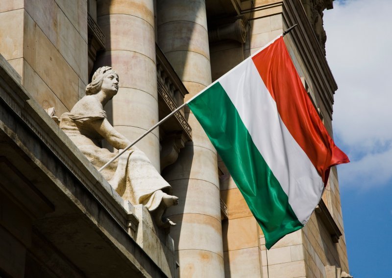 Fidesz poziva građane da zaokruže 'ne' migrantima