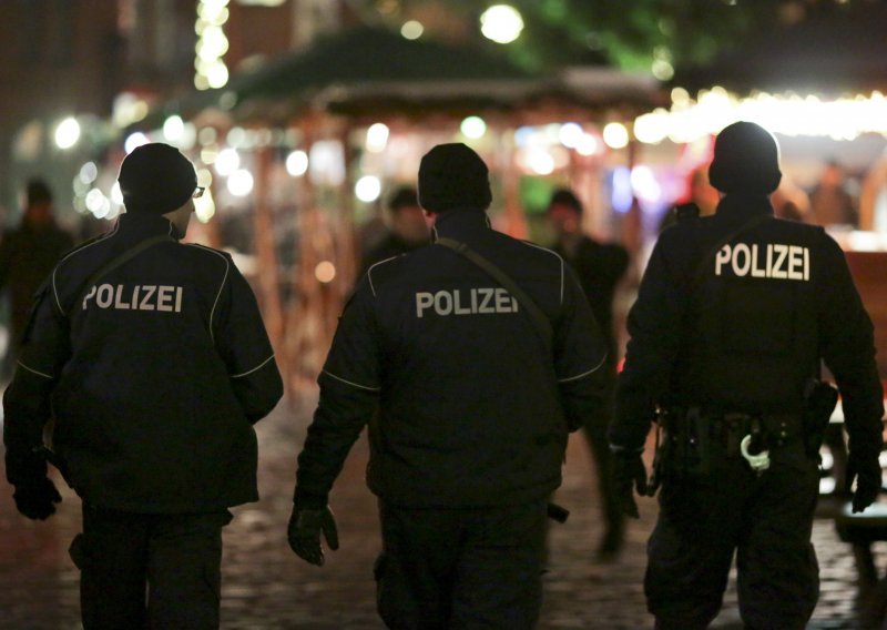 Policija spriječila da se ponove napadi na žene u Koelnu