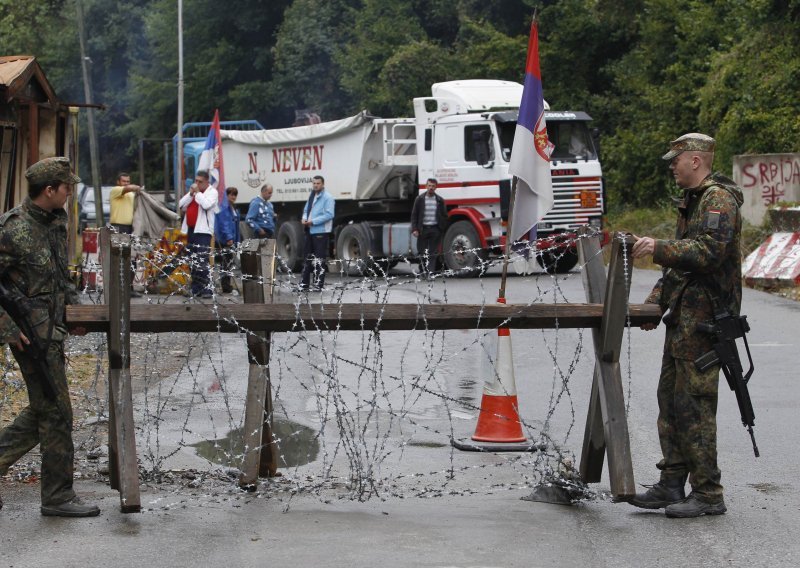 Road between Serbia and Kosovo closed