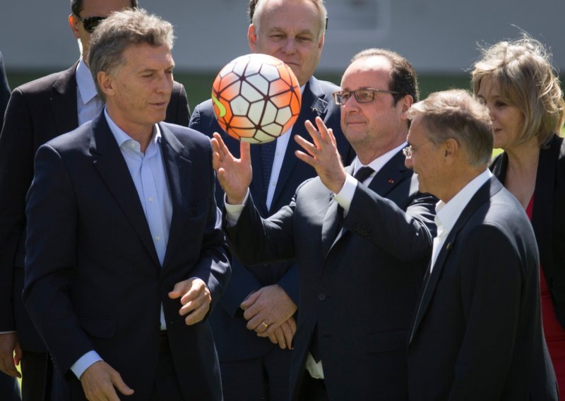 Francuski predsjednik vrijeđao nogometaše pa dobio brutalan odgovor