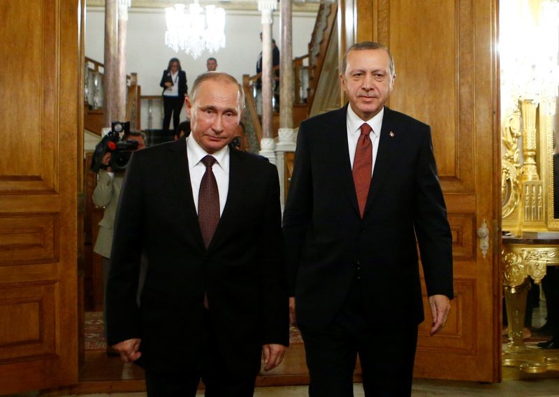 Rusija i Turska grade plinovod ispod Crnog mora