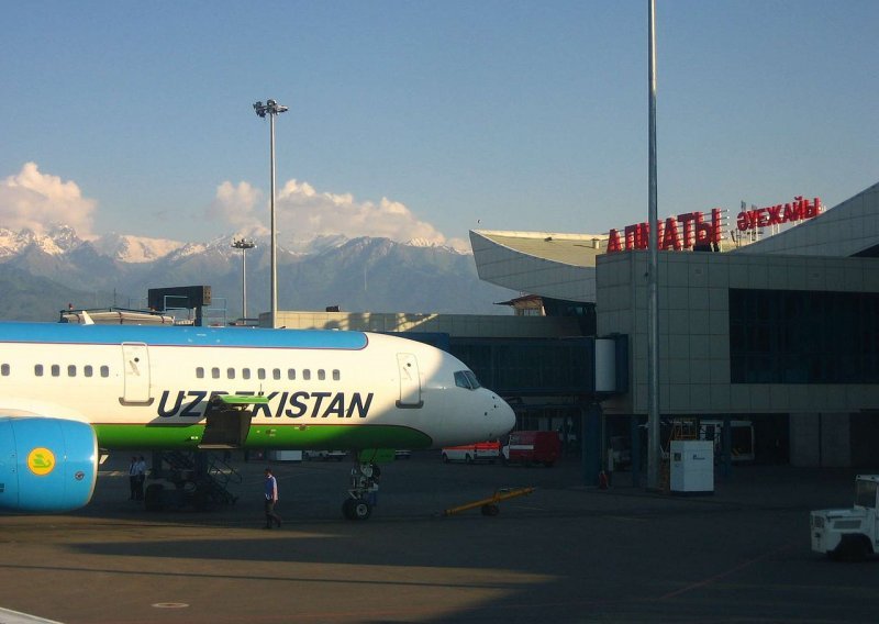 Na aerodromu odbacio ampulu sa živom, letovi otkazani