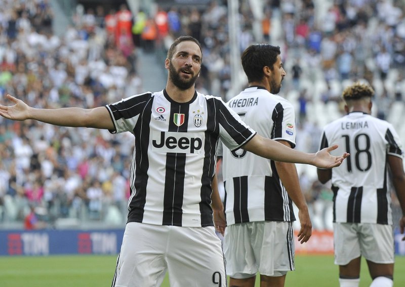 Higuain vodi Juventus prema novoj tituli