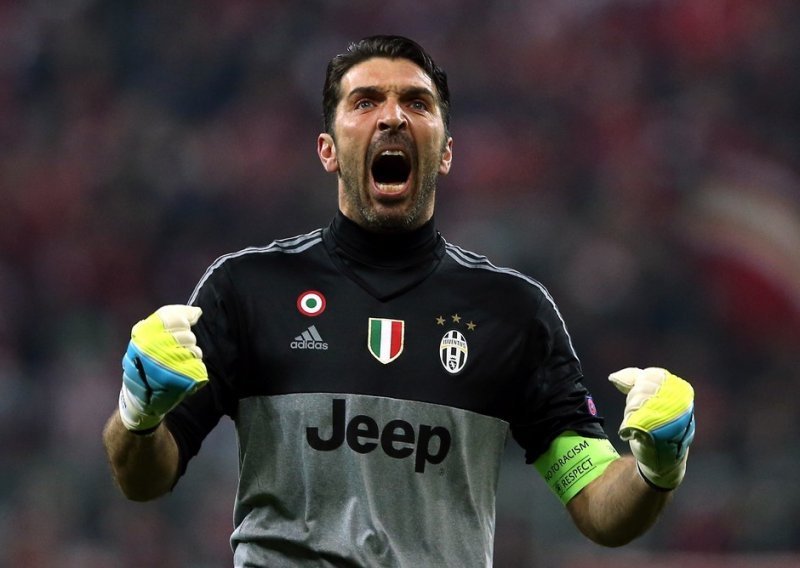 Mandžukić asistent, Buffon ispisao povijest Serie A!