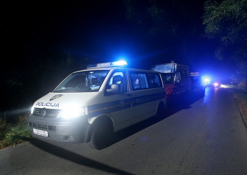 Tri poginule, dvije ozlijeđene osobe u teškoj prometnoj nesreći kod Mostara