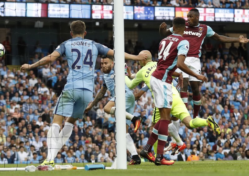 Guardiola nadmudrio Bilića; West Ham pao kod Ciytja