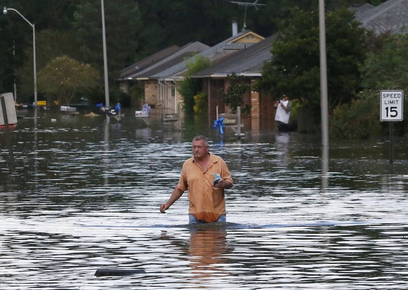 Louisiana opet pod vodom, poginulo najmanje 11 osoba