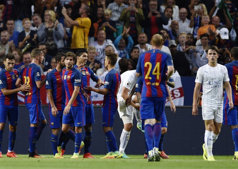 Barca lako protiv Leicestera, nova magija Suareza