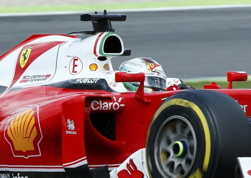 Svi u Formuli 1 u strahu od Ferrarija: Očito je da Vettel nešto skriva!