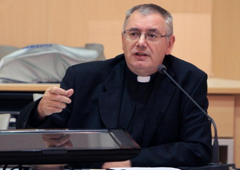 Miklenićeve tvrdnje o HDZ-u nisu stav Katoličke crkve