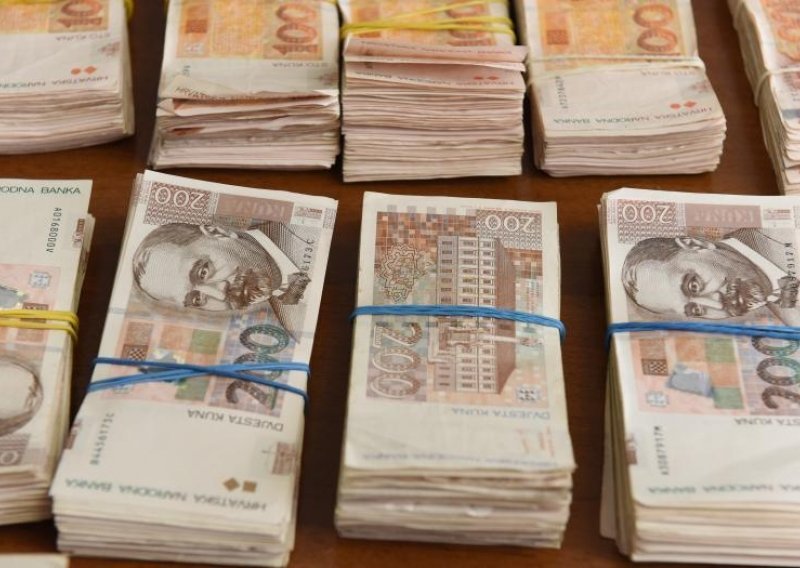 Hrvati u bankama imaju 163 milijarde kuna