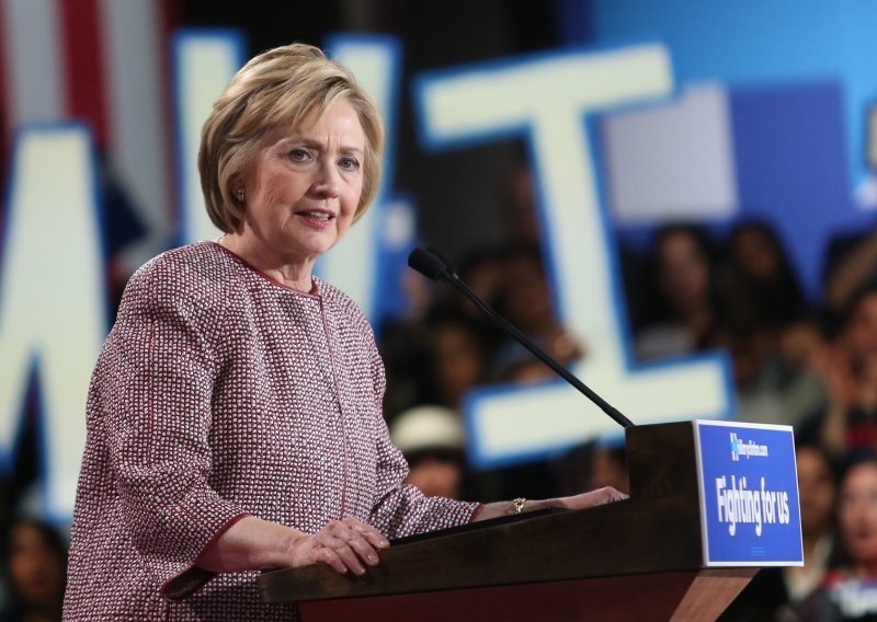Anketa: u utrci za Bijelu kuću Clinton vodi za 11 posto