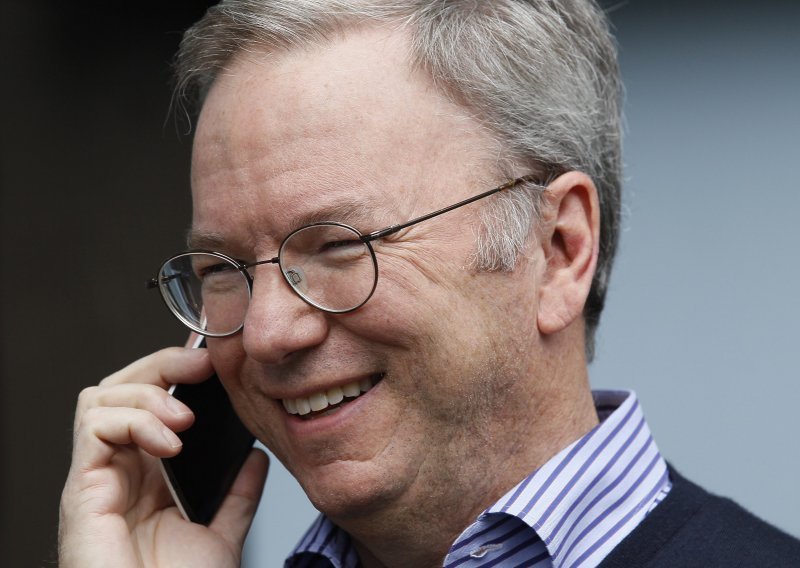 Googleovac Eric Schmidt koristi iPhone, ali...