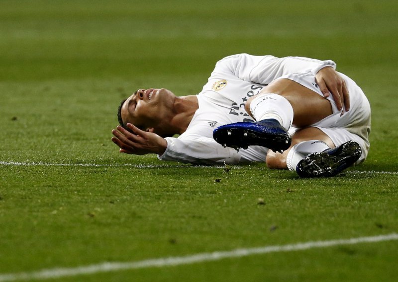 Ronaldo želi igrati, a liječnici sa zebnjom poručili: Riskira kraj karijere!
