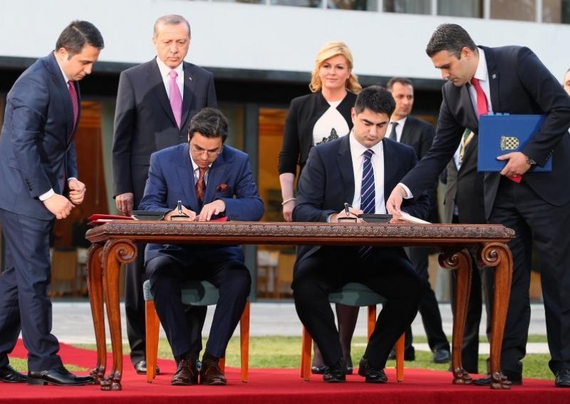 HRT i turski TRT razmjenjivat će program i zaposlenike