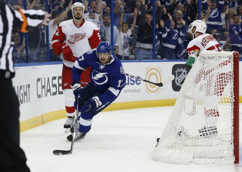 Tampa Bay Lightening izbacila Detroit Red Wingse iz play-offa