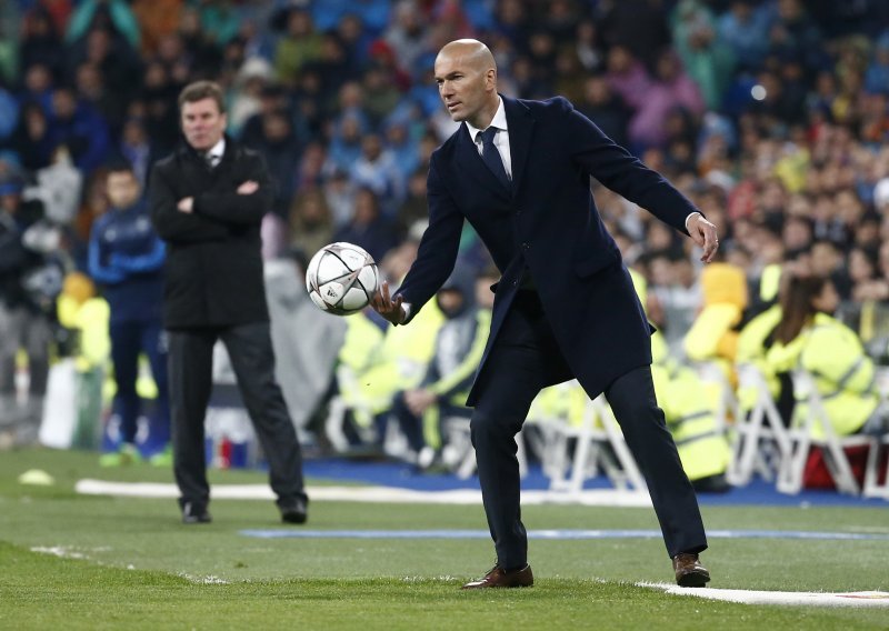 Nezgoda Zinedinea Zidanea; sve uhvatila kamera