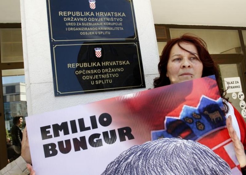 Odvjetnik Emilia Bungura tvrdi da sudac čeka odluku nekog odozgo