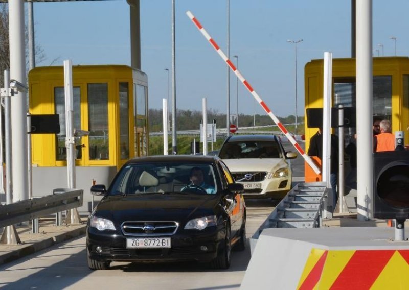 Pojačan promet na cestama prema moru, za sada bez gužvi i zastoja