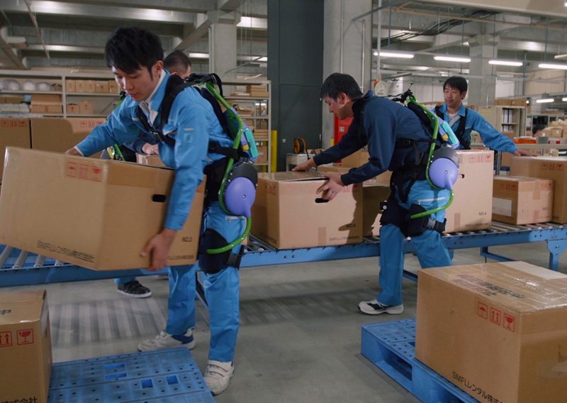Panasonicov egzoskelet pomoći će i radnicima i starijima