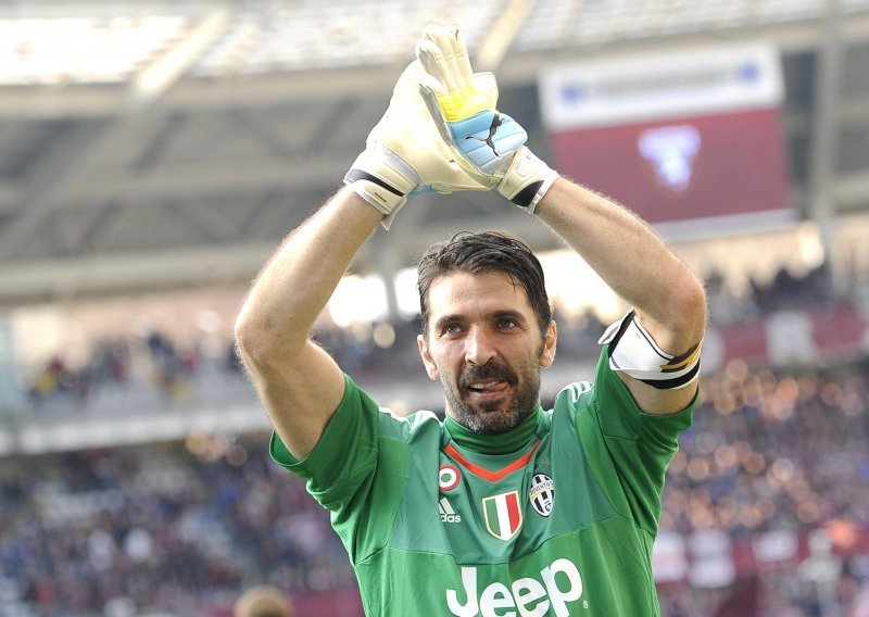 Buffon rekorder Serie A, ali u svijetu nije u TOP 10