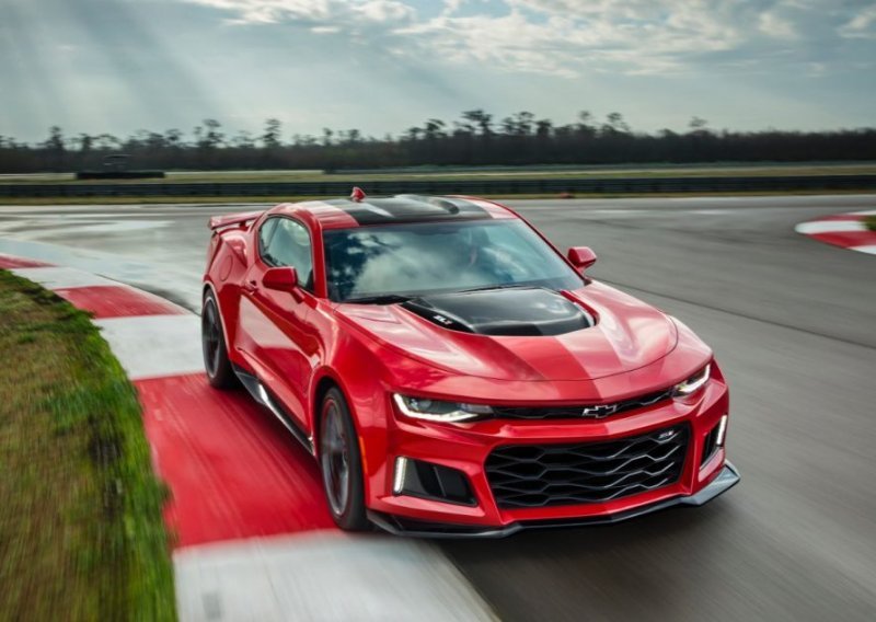 Camaro ZL1 sa svojih 'zvučnih' 640KS želi osvojiti svijet